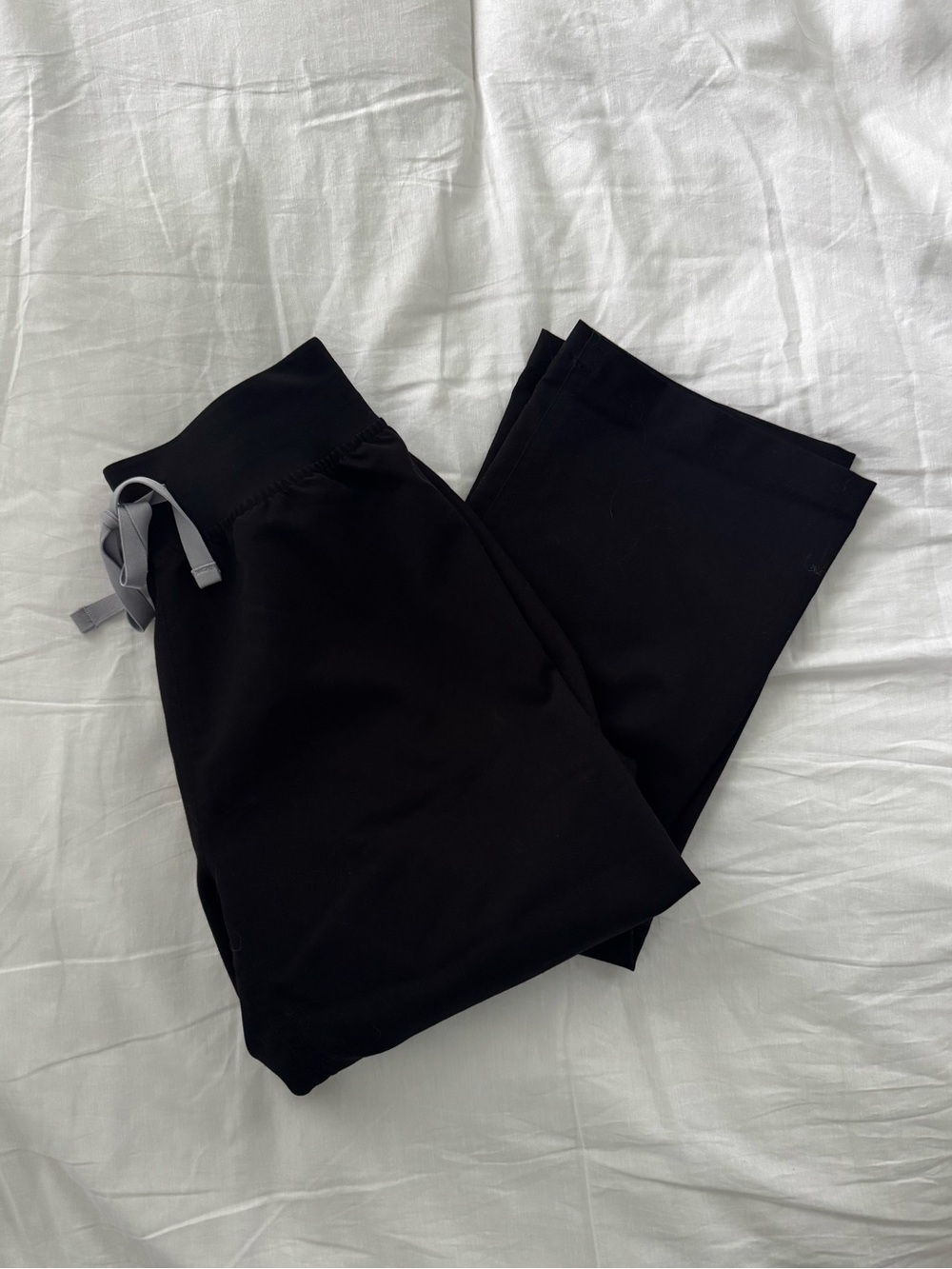 Figs Livingston Black Scrub Pants